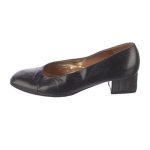 Bruno Magli Authentic Solid Black Vintage Medium Low Heel Pumps 8.5 C